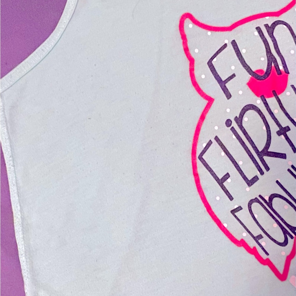Hooters Razorback Tank Top - Picture 3 of 7